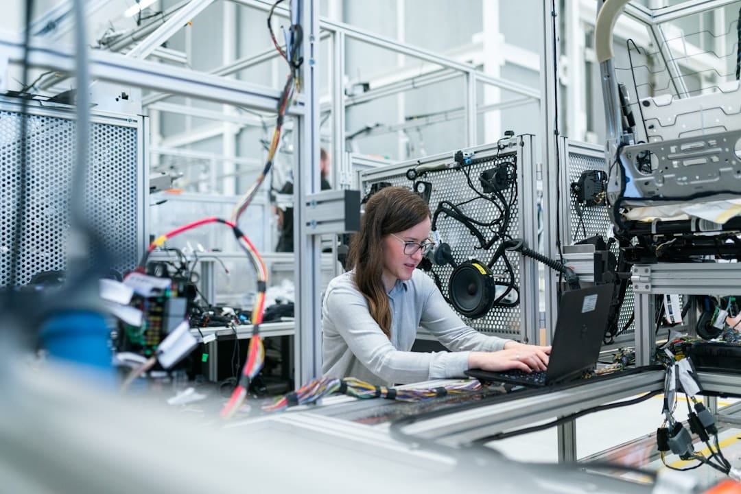 7 Herramientas de IA para la Productividad en Manufactura: ¿Cuál es Ideal para su Fábrica? (2026)