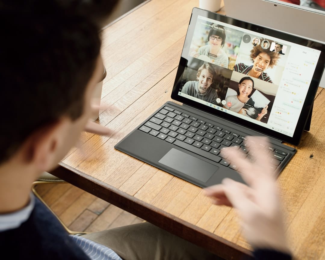 Melhores Ferramentas de Videoconferência Baratas para Startups no Brasil